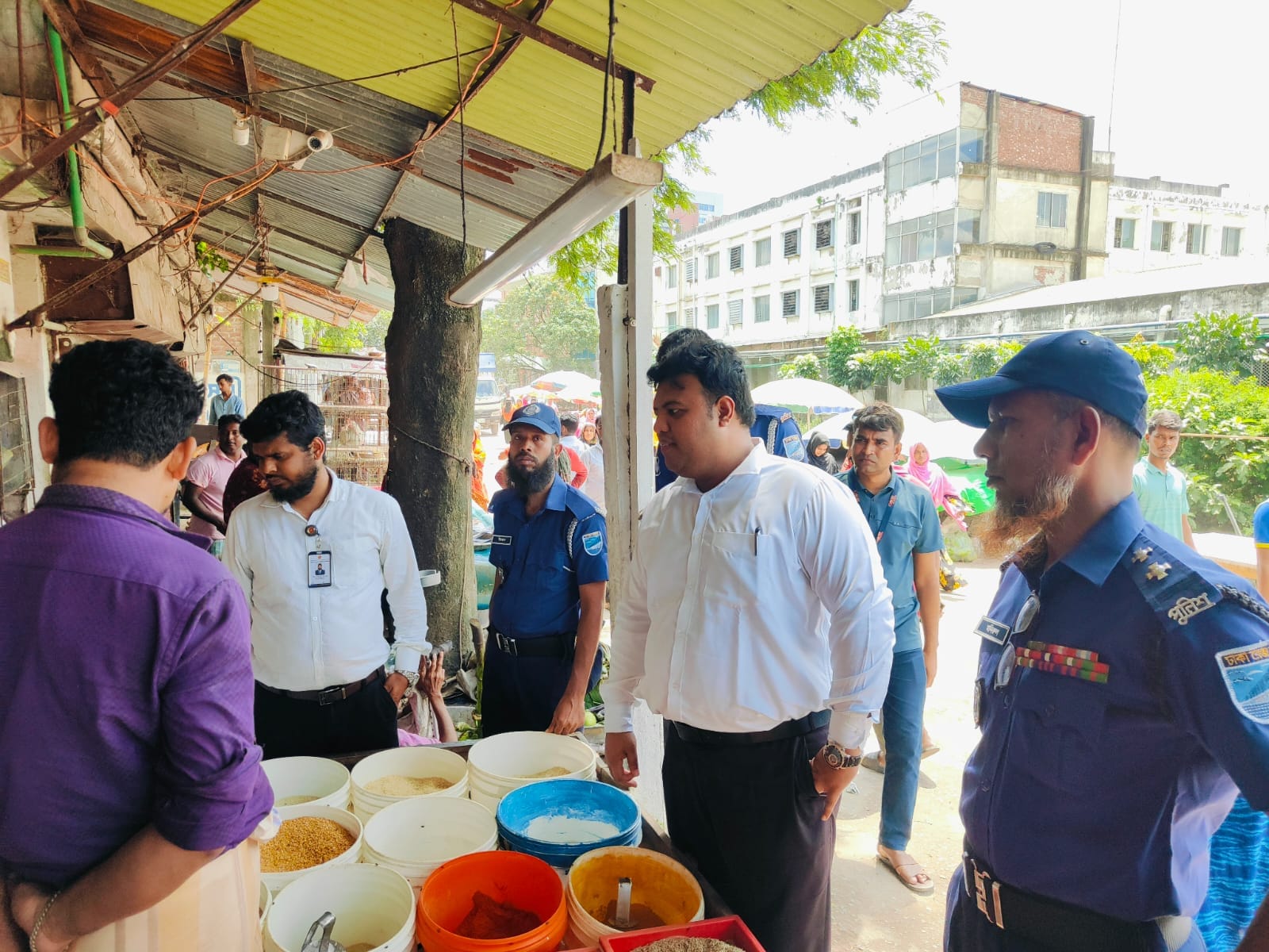 গাজীপুরে অবৈধ স্থাপনা উচ্ছেদে বনভূমি উদ্ধার, ৪ জেলায় পলিথিন-বিরোধী অভিযান